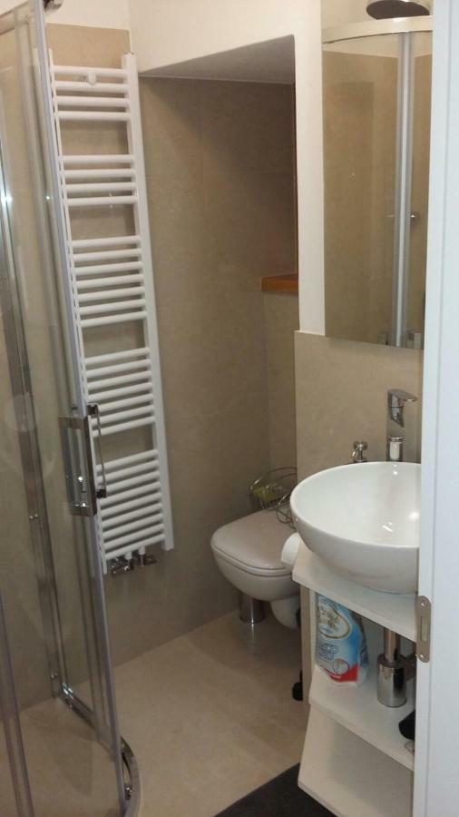 La Casa Del Borgo Villa Dervio Kültér fotó
